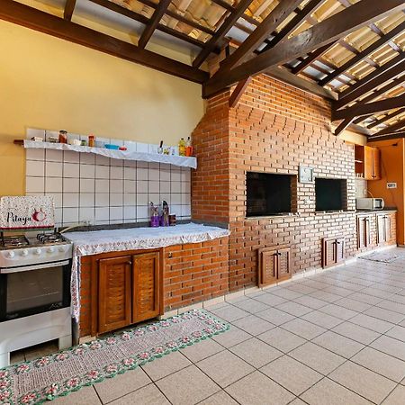 Flamboyant Apartamentos บอมบินญัส ภายนอก รูปภาพ