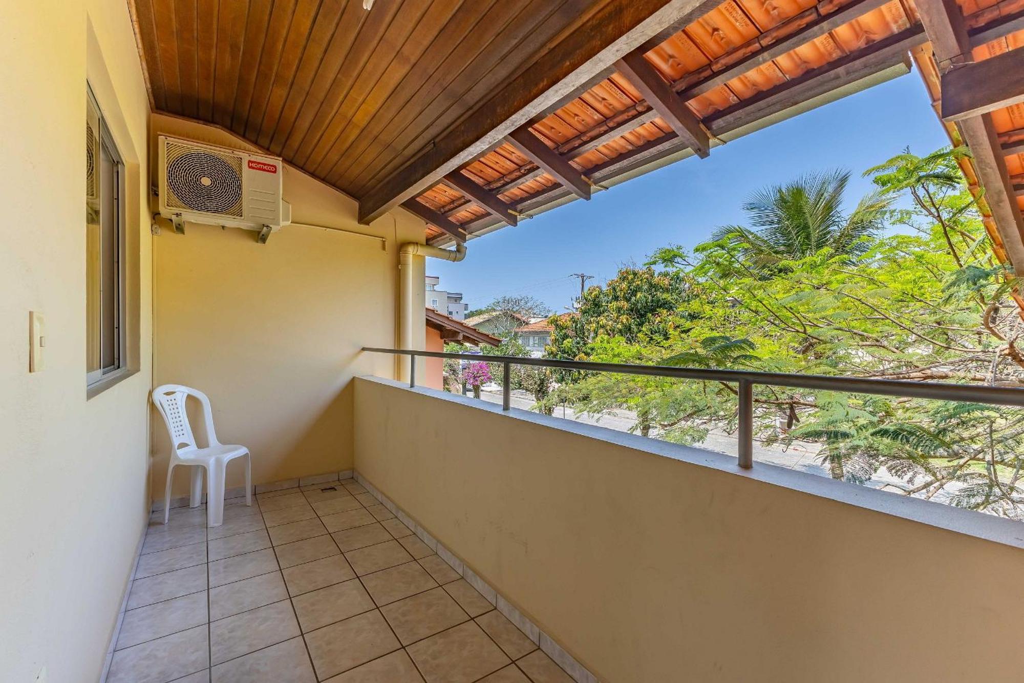 Flamboyant Apartamentos บอมบินญัส ภายนอก รูปภาพ